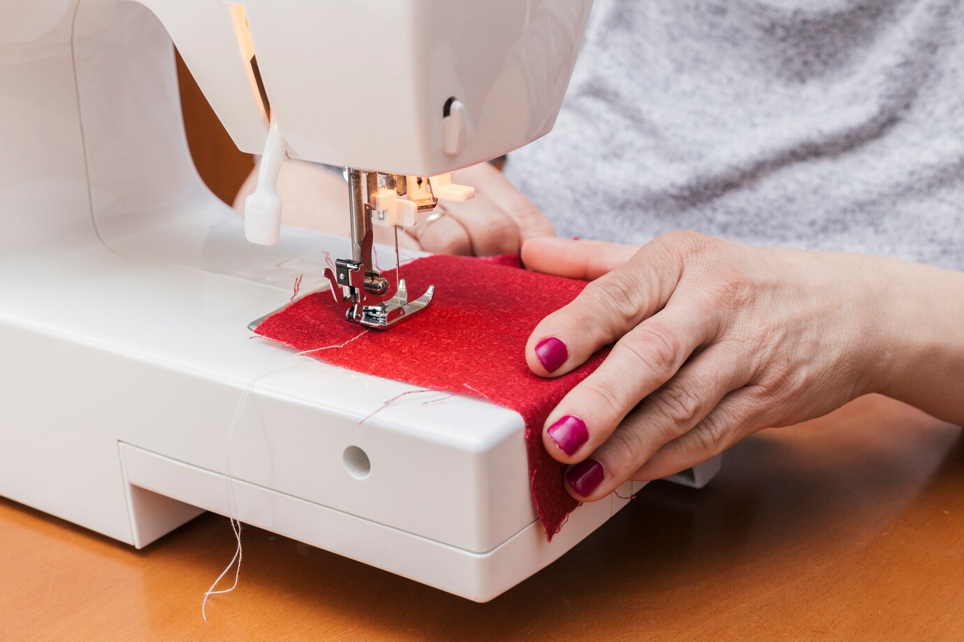 HOME SEWING MACHINES
